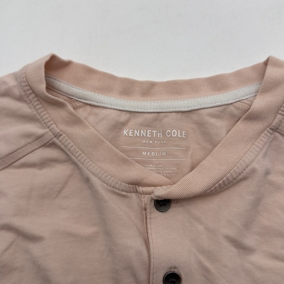 Men’s Kenneth Cole Pink/Peach 3 Button T-Shirt medium - Picture 7 of 9